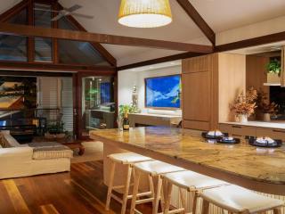 Luxury On The Bay 1 - 7