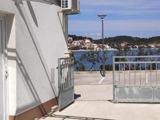 Apartment Tona - 2