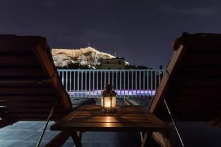 105 Adrianou Plaka - Atene - 0