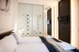 Gepner Apartments on Rynok Square - 1