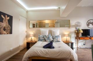 Bedrock Strand Family 4 Sleeper with Private Bathroom - 6