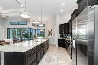 Bella Vista - Cape Coral - 1