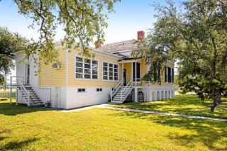 The Mathis House - 8