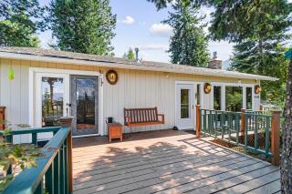 Lake View Getaway - 7