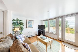 Lupine Cottage - Owls Head - 5
