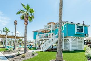 The Quirky Whale - Surfside Beach - 7