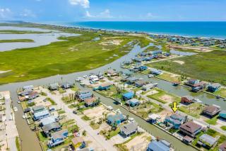 The Quirky Whale - Surfside Beach - 0