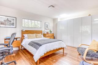 Lake Oswego Mid-Century - Lake Oswego - 1