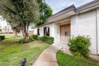 Modern Desert Retreat - Rancho Mirage - 5