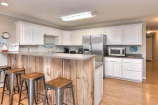 Ocean Walk 2104 - Tumlin's Tide - Oak Island - 3