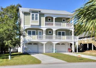 107 SE 55th Street - Oak Island - 6