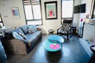 le Perroquet Fringant, rue piétonne et quartier historique - 8