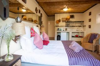 Bedrock Executive Studio with Kitchenette - 6