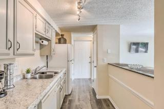 Inviting Charlotte Getaway - Half Mile to UNC! - 3