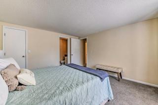 Inviting Charlotte Getaway - Half Mile to UNC! - 1