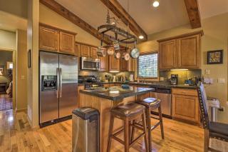 1 Mi to Grand Lake Family-Friendly Gem with Hot Tub - 5