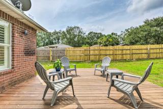 Spacious Home with Sunroom, 15 Mi to Pensacola! - Cantonment - 9