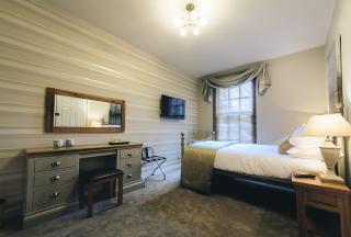 De Courceys Manor Suites & Cottages - Cardiff - 3