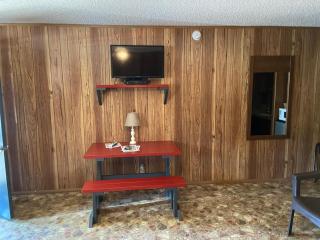 Reel Inn and Lodge - Quitman - 2