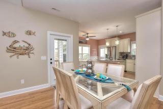 SeaRenity Awaits - Oak Island - 2