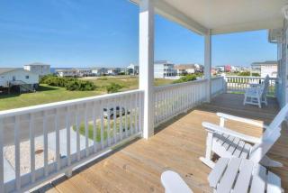 Comin in Hot - Oak Island - 2