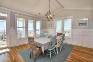 Anita Getaway - Oak Island - 2