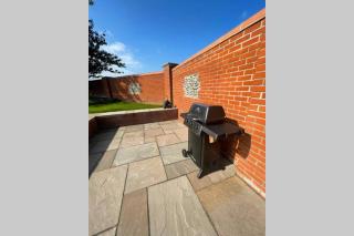 Charming, cosy waterside retreat in Gimingham, North Norfolk - 6