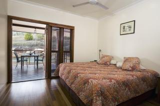 The Summit Bed & Breakfast - Atherton - 9