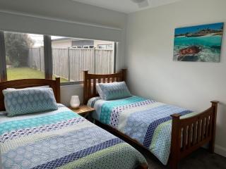 Sunnyside - Surf Side, Linen and Wifi included - Inverloch - 1