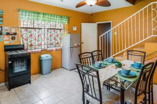 YanceyLargoEstate 2BR Villa with Mountain Views - Montego Bay - 3
