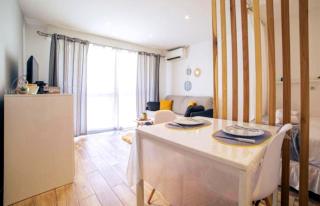Cosy Center - Rue d'antibes - 200m plage- Clim - wifi - Unique - Cannes - 2