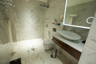 Hôtel Fleur de Lys Point E - 2