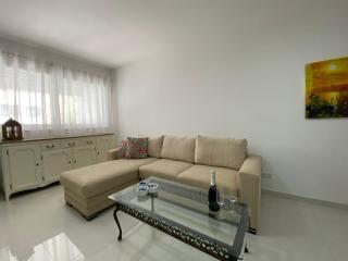 Sunshine Apartments Mellieha - modern three bedroom ground floor apartment with yard - 5