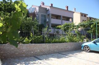 Apartments Izabela Mužić-Fornarić Cres - 8