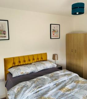 The Hive, Private Large Double Room, Barking, Close to London - Barking - 6