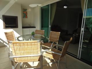 Apartamento Encantador, com piscina no Condomínio - 1