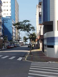 Apartamento 1 quadra do mar - 0