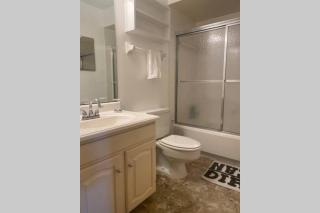 Ed's Englewood Well Furnished Home - Englewood - 7