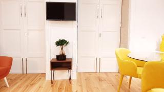 Low Cost Parking - Private Garden - Almada 392 - 1