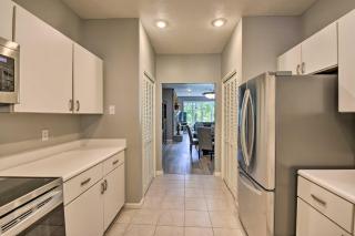 Resort-Style Condo with Balcony on Lake Keowee - 1