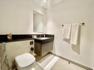 Ultimate Luxury at Dubai Creek Horizon Waterfront - 5