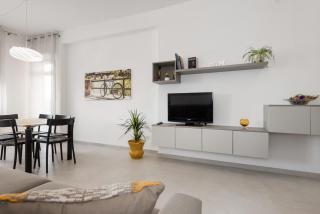 Civico40 Luminoso appartamento con balconi e garage privato - Verona - 8