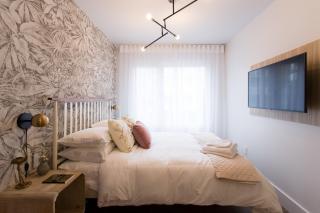 Perfect Business Trip Studio with Full Amenities by Den Stays - Montréal - 4