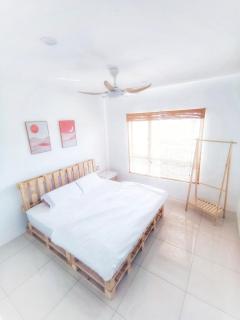 One Life Four Season Waterpark Guest House Manhattan Condominium - 5