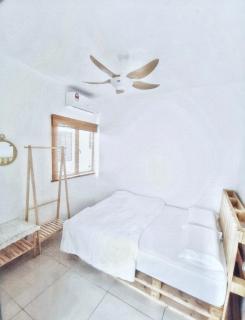 One Life Four Season Waterpark Guest House Manhattan Condominium - 3