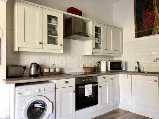 Ballygally Seaview and Garden Hideaway - 3