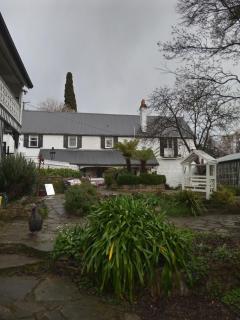 Old Colony Inn - New Norfolk - 0