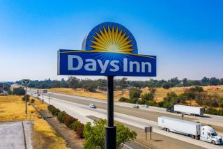 Days Inn by Wyndham Red Bluff - Red Bluff - 5