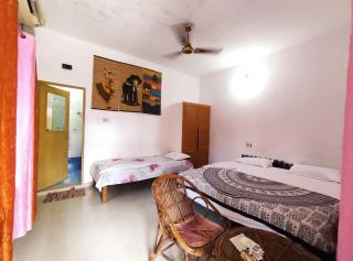 Kaithakuzhi Home Stay - Varkala - 8