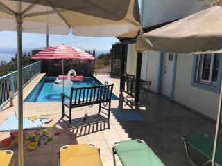 Breathtaking sea and Mountain views with Private pool, Peace full relaxing Villa with WiFi near Shops and Restaurants - Chania - 8